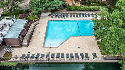 296 Litchfield Lane Houston TX 77024