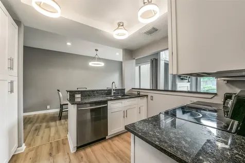 296 Litchfield Lane Houston TX 77024