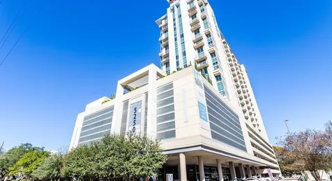 5250 Brownway Street 2113 Houston TX 77056