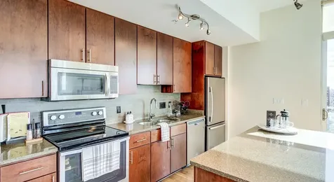 5250 Brownway Street 2113 Houston TX 77056