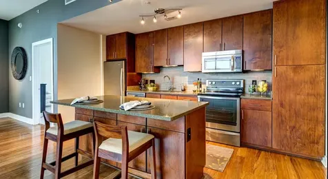 5250 Brownway Street 2113 Houston TX 77056