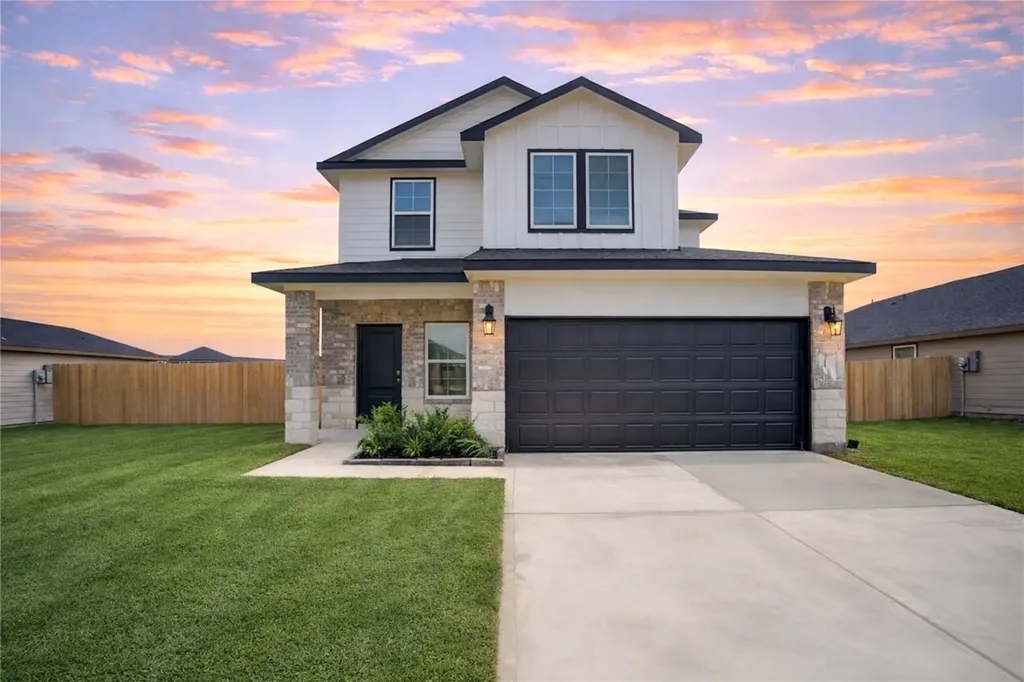 9043 Rose Water Trail Iowa Colony TX 77583