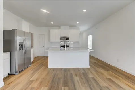 9043 Rose Water Trail Iowa Colony TX 77583