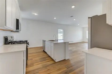 9043 Rose Water Trail Iowa Colony TX 77583