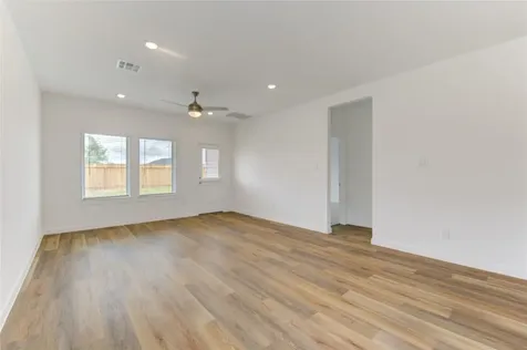 9043 Rose Water Trail Iowa Colony TX 77583