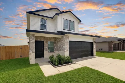 9043 Rose Water Trail Iowa Colony TX 77583