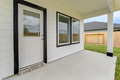 9043 Rose Water Trail Iowa Colony TX 77583