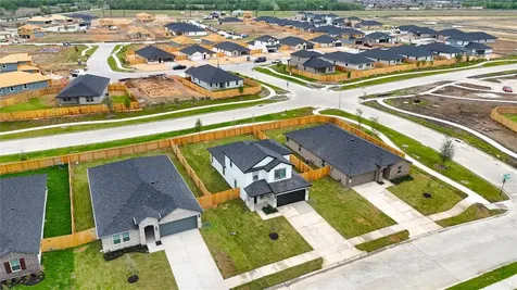 9043 Rose Water Trail Iowa Colony TX 77583