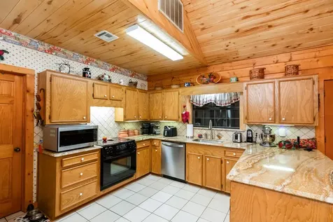 4864 Hob Warren Road Sour Lake TX 77659