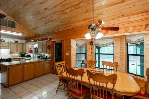 4864 Hob Warren Road Sour Lake TX 77659