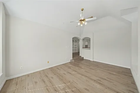 5807 Bayberry Way Sugar Land TX 77479