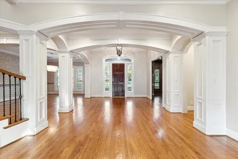 15 Enchanted Woods Drive Kingwood TX 77339
