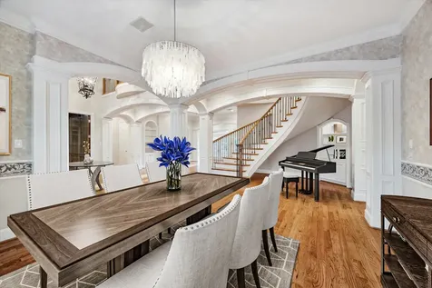 15 Enchanted Woods Drive Kingwood TX 77339