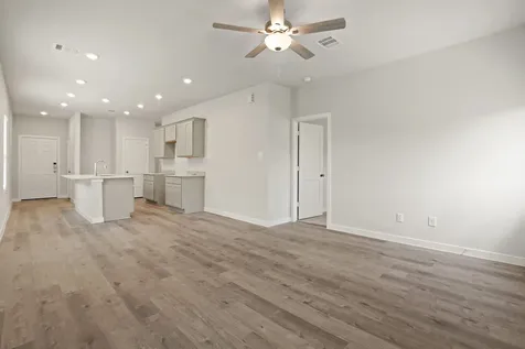 17206 King Eider Road Waller TX 77484
