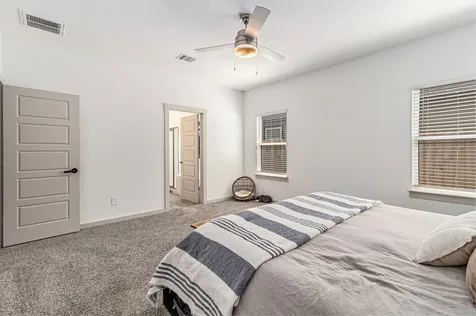 12823 Tokenhouse Lane Houston TX 77047