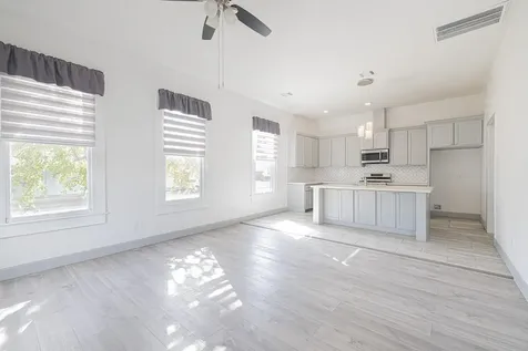 1625 39th Street Galveston TX 77550