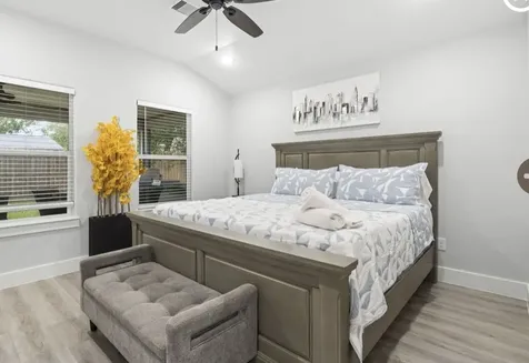 118 Tuna Street Galveston TX 77550