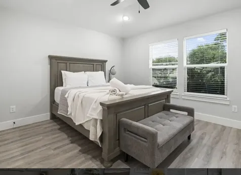 118 Tuna Street Galveston TX 77550