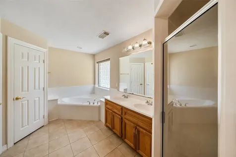 901 Longmire Road 28 Conroe TX 77304