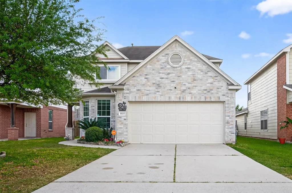 1819 Cold River Drive Humble TX 77396