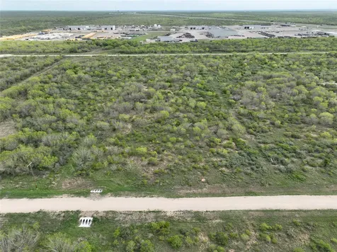 Lot 4 Pr Frio Estates Drive Moore TX 78057