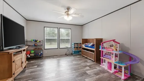 2670 Us Highway 190 Huntsville TX 77340