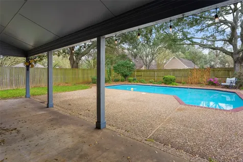 105 Strawberry Drive Lake Jackson TX 77566