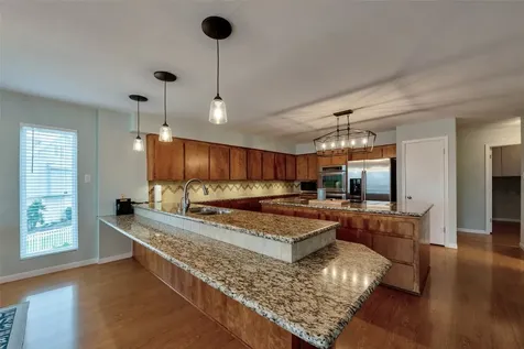 1327 Tiki Drive Tiki Island TX 77554
