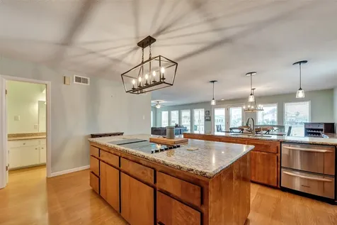 1327 Tiki Drive Tiki Island TX 77554