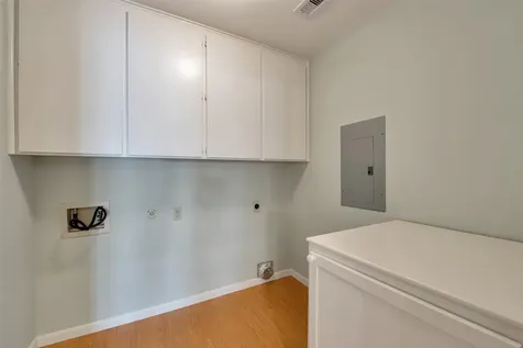 1327 Tiki Drive Tiki Island TX 77554