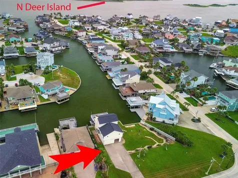 1327 Tiki Drive Tiki Island TX 77554