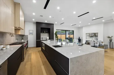 5430 Rutherglenn Drive Houston TX 77096