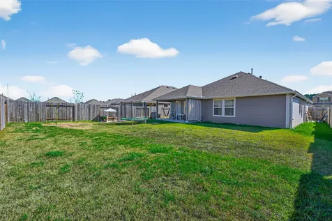 22121 Oakland Meadows Lane New Caney TX 77357