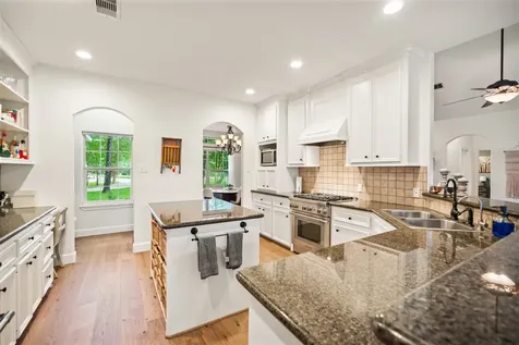 18854 Lake Terrace Drive Montgomery TX 77356