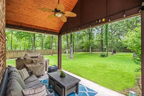 18854 Lake Terrace Drive Montgomery TX 77356
