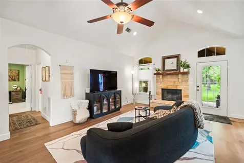 18854 Lake Terrace Drive Montgomery TX 77356