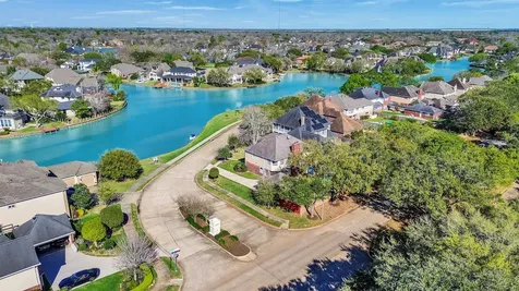 2739 Lakeside Village Drive Missouri City TX 77459