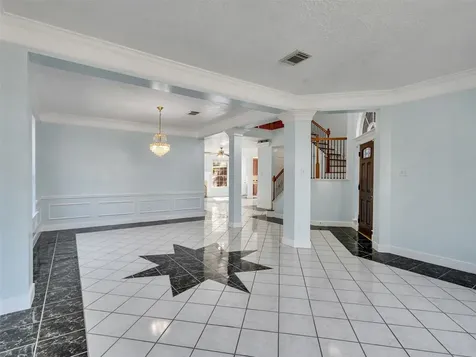 2739 Lakeside Village Drive Missouri City TX 77459