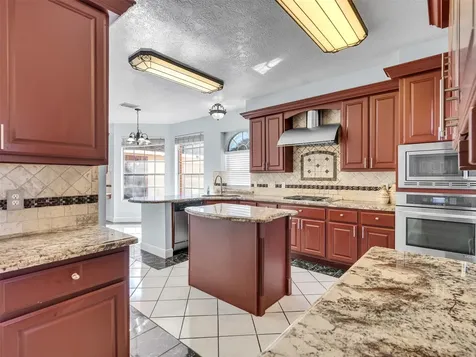 2739 Lakeside Village Drive Missouri City TX 77459