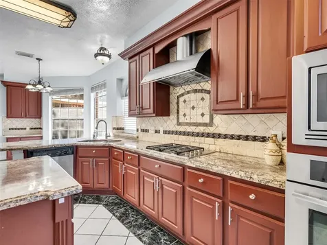 2739 Lakeside Village Drive Missouri City TX 77459
