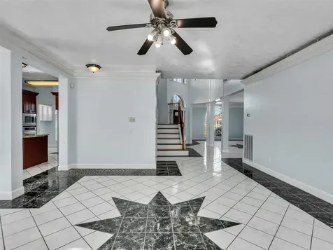2739 Lakeside Village Drive Missouri City TX 77459