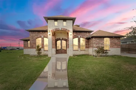 225 Kalmer Street Street Pasadena TX 77502