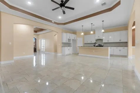 225 Kalmer Street Street Pasadena TX 77502