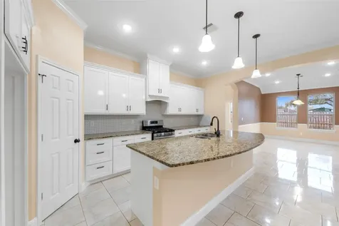 225 Kalmer Street Street Pasadena TX 77502