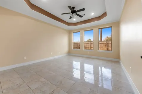 225 Kalmer Street Street Pasadena TX 77502
