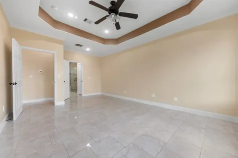 225 Kalmer Street Street Pasadena TX 77502
