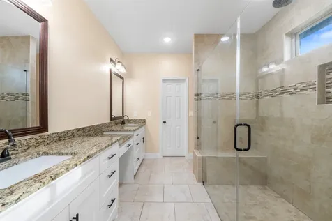 225 Kalmer Street Street Pasadena TX 77502