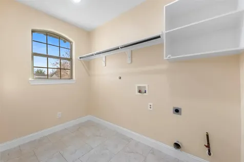 225 Kalmer Street Street Pasadena TX 77502