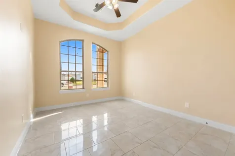 225 Kalmer Street Street Pasadena TX 77502