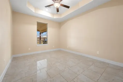 225 Kalmer Street Street Pasadena TX 77502